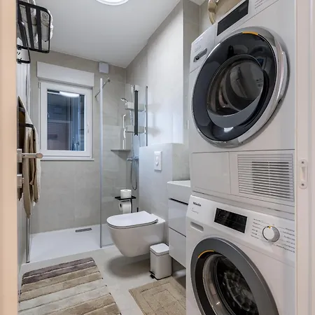 Penthouse Alure شقة