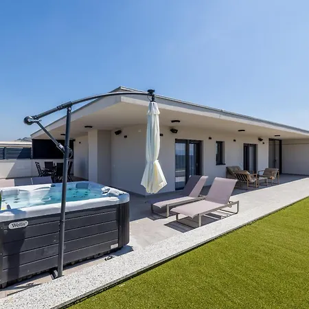 Lägenhet Penthouse Alure Split